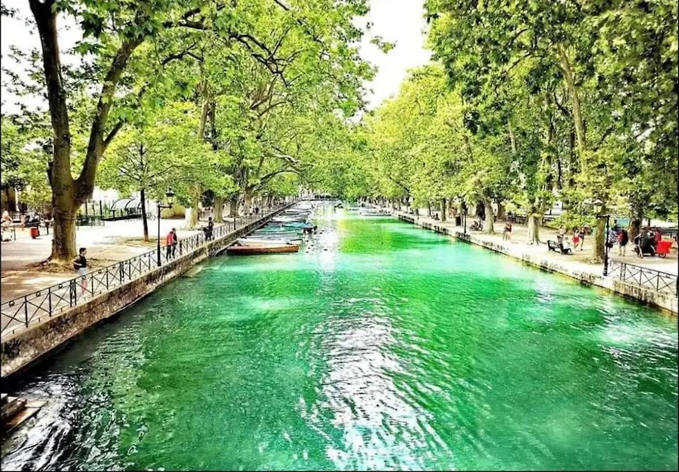Lake Escape - With Private Parking Annecy